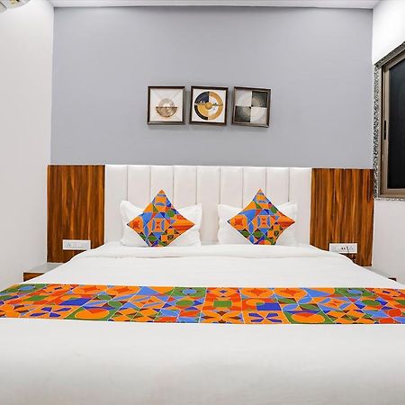 Fabhotel Magnus Surat Buitenkant foto