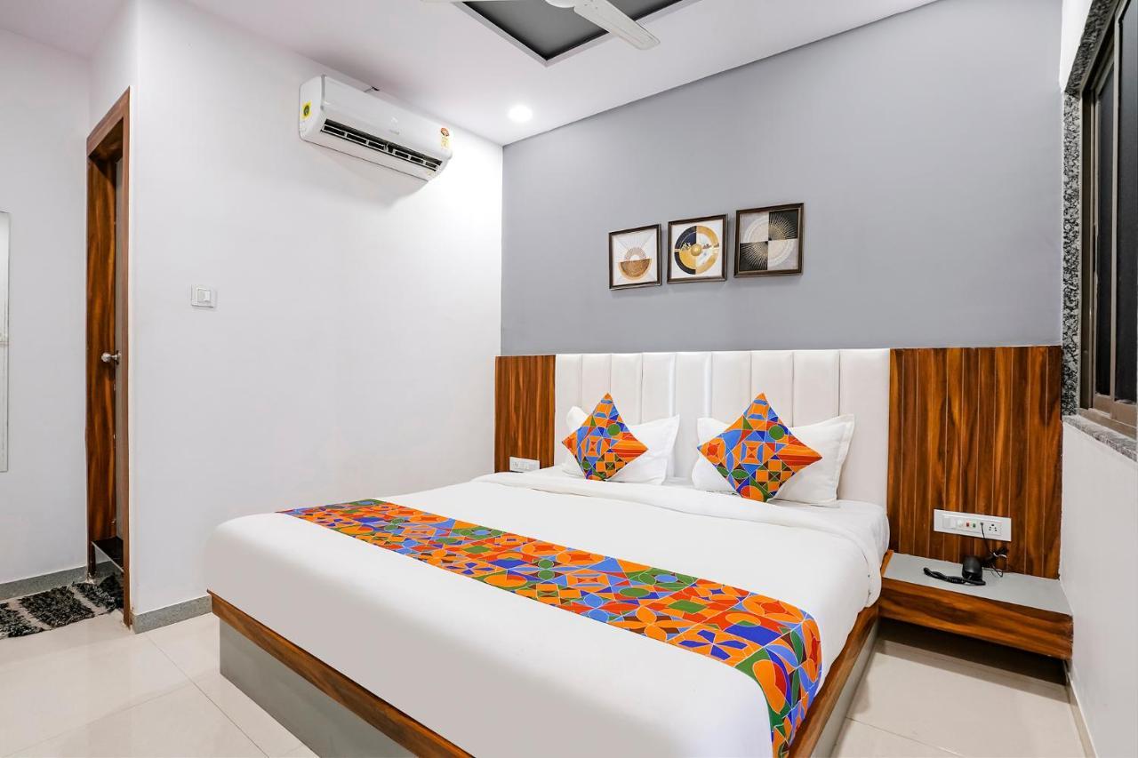 Fabhotel Magnus Surat Buitenkant foto