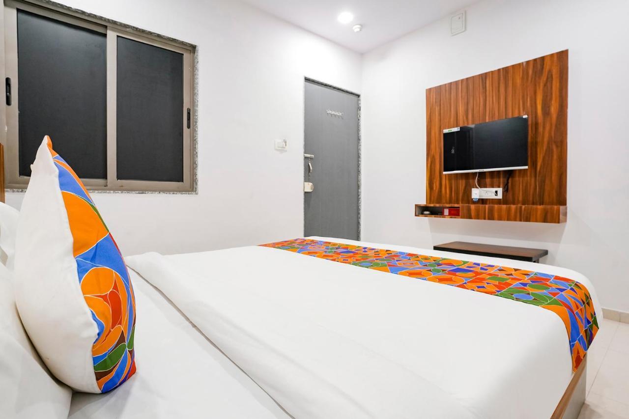 Fabhotel Magnus Surat Buitenkant foto