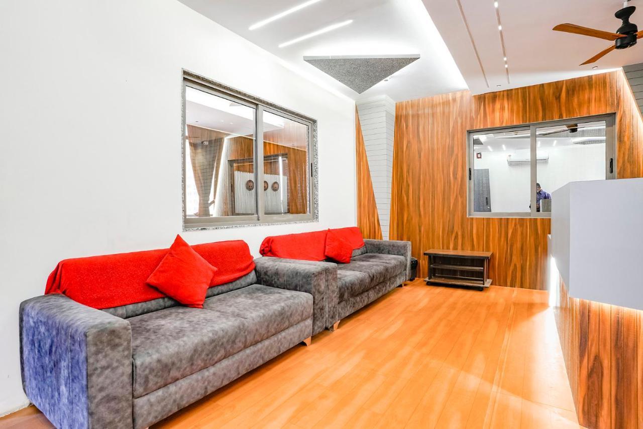 Fabhotel Magnus Surat Buitenkant foto